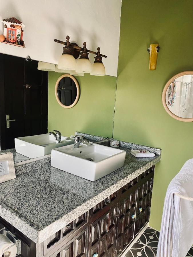 Villa Bougainvillea Aruba, The Tango Suite Palm Beach Ngoại thất bức ảnh